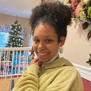 Meet your Posher, Rose